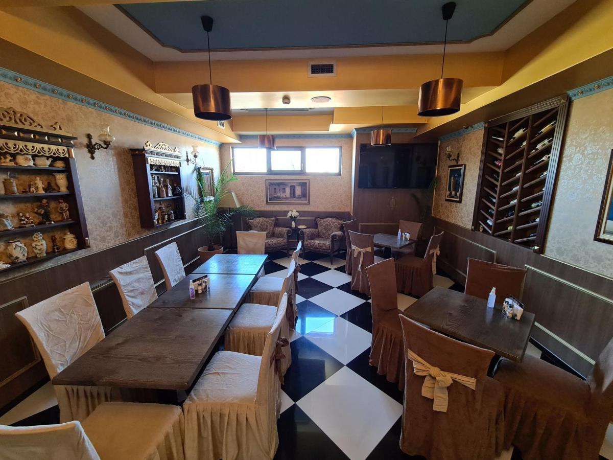 Garni Hotel & Spa Nicolo Kruševac Extérieur photo